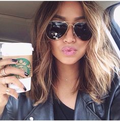 sincerely jules | Tumblr Trendy We Fryzurach, Long Bobs, Wavy Bob Hairstyles, Ray Ban Wayfarer, Lob Hairstyle, Ombré Hair, Ray Ban Aviator