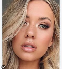 Wedding Makeup Blonde, Green Eyes Blonde Hair, Natural Makeup For Blondes, Simple Prom Makeup, Teknik Makeup, Blonde Hair Green Eyes, Wedding Hairstyles And Makeup, Natural Prom Makeup