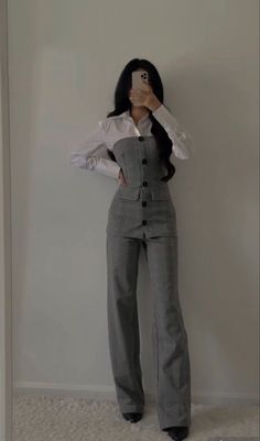 Mode Ulzzang, Outfit Chic, Woman Suit Fashion, Classy Work Outfits, Looks Street Style, Stylish Work Outfits, Modest Fashion Outfits, Kpop Fashion Outfits, Professional Outfits