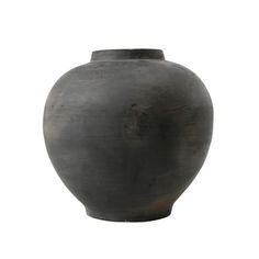 a black vase is shown against a white background