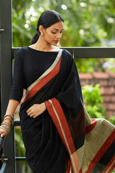 Black Cotton Saree Black Cotton Saree, Saree Jackets, Cotton Blouse Design, Cotton Saree Blouse, Sari Blouse, Elegant Saree, Stylish Sarees, Saree Blouses, Blouse Design Models