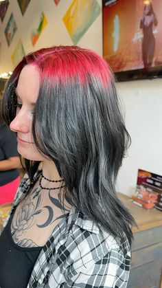 red ghost roots with black hair Red Ghost Roots Black Hair, Bleached Roots Black Hair, Red Ghost Roots, Black Hair With Red Roots, Dyed Roots On Black Hair, Cutesy Hairstyles, Black Roots Red Hair