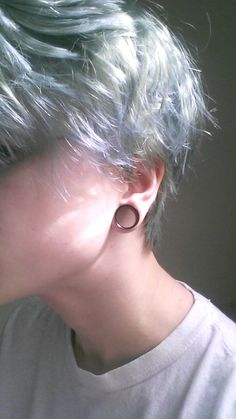 Ftm Haircuts, Hear Style, Androgynous Hair, Stretched Lobes, Punk Hair, Stretched Ears, Fluffy Hair, Mens Hairstyles Short