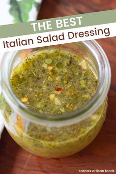 a glass jar filled with salad dressing Healthy Dressing Recipes, Cheese Sauces, Italian Dressing Recipes, Easy Salad Dressing Recipes, Healthy Dressing, Homemade Italian Dressing, Special Breakfast, Pasta Salad Dressing