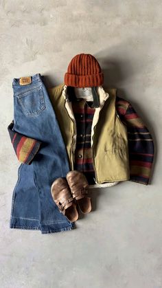 England Outfits, Granola Style, Denim Jewelry, Street Fashion Men Streetwear, Guys Clothing Styles, Pants Denim, Curated Vintage, Streetwear Men Outfits, Swaggy Outfits