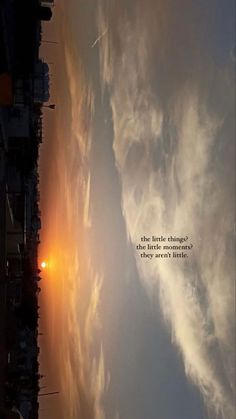 Sunset Sun Aesthetic Quotes, Pretty Skies Caption, Evening Captions For Instagram, Caption For Sunset, Nature Quotes Beautiful