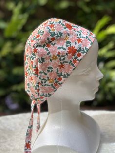 Made with cotton in skull cap style. Elastic and cloth ties at the back to adjust. Satin lining and buttons are optional. Adjustable Cotton Bonnet As Gift, Cap Style, Surgical Caps, Scrub Cap, Scrub Caps, Skull Cap, Scrubs, Caps Hats, Accessories Hats