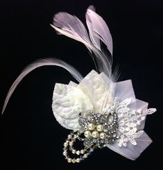 "Fascinator Wedding Hair Accessories Feather Hair Clip 1920s Great Gatsby Flapper Comb Bridal Hair Accessory Ivory Hair Clip 20s Headpiece Swarovski Crystals and Swarovski Pearls Visit the shop here https://www.etsy.com/shop/IceGreenEyes The perfect little bridal fascinator, not too big not too small. Timeless elegance with Venise Lace, Swarovski Crystals and Pearls. Truly and heirloom piece to pass down. ~ Ivory Nagoire Goose Feathers ~ ~ Ivory Venise Lace ~ ~ Ivory Vintage Velvet Leaves ~ ~ Sw Great Gatsby Headpiece, Ivory Fascinator, Ivory Bridal Shoes, Fascinator Wedding, Hair Brooch, Bridal Clip, Bridal Fascinator, Fascinator Hairstyles, Feather Fascinator