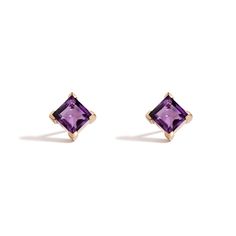 Meet the LÚDERE Jewelry "Make Believe Square Stud Earrings". These beautiful earrings are made in Sterling Silver and coated with a thick layer of pure 18K Yellow Gold to a Gold Vermeil thickness. Gold Vermeil jewelry pieces are not only hypoallergenic, but they also do not tarnish. These pear stud earrings with natural vivid amethyst gemstones by designer Arielle Zella are perfect for both everyday wear and special occasions. These are a perfect birthstone gift for a February Birthday. LÚDERE i Amethyst Birthstone, Square Stud Earrings, April Birthstone Jewelry, March Birthstone Jewelry, February Birthday, Gold Vermeil Jewelry, Make Believe, Forever Jewelry, Square Earrings Studs