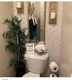 Small Half Bathroom Ideas Rental, Half Bath Rental Decor, Apartment Bathroom Decor Ideas Classy, Feminine Bathroom Decor Ideas, Bathtub Room, Chanel Bathroom, Church Bathroom, Half Bathroom Decor Ideas, Restroom Ideas