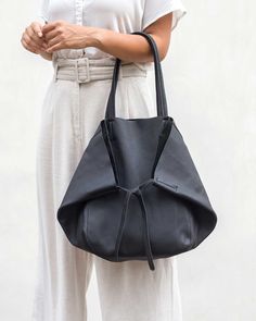 Dress Code, Large Tote, Leather Tote Bag, Cowhide Leather, Leather Backpack, Leather Tote, Milan, Hand Made, Pouch