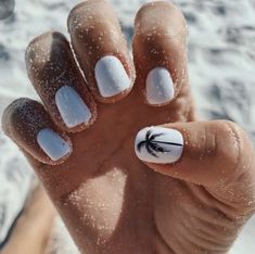 32+ Tropical Nails Perfect for Your Vacation - ♡ July Blossom ♡ Hawaiian Nails, Cruise Nails, Unique Nail Art, Beachy Nails