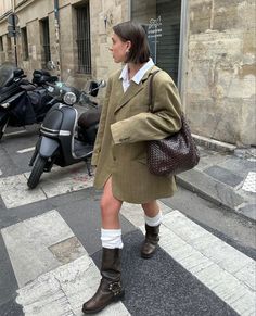 Oversized Blazer Outfit, Winter Boots Outfits, Blazer Outfit, Oversized Blazer, 가을 패션, Autumn Outfit, Fall Winter Outfits, Look Fashion