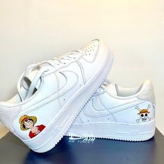 Welcome to TanysCustomArt! *Disclaimer: This Air Force model is an example and Air Force 1 '07 white will be provided* This Luffy One Piece Custom Air Force 1 can always be design to your liking Feel free to contact me to customize any order or create a custom of your own. It could be for shoes, hats, wallets and more! Treated before applying paint and has a Matte finish to protect your design. Your custom is waterproof and cleanable. You should use cold water and a soft cleaner like dish soap t White Custom Sneakers With Round Toe, Customizable White Sneakers With Round Toe, Customizable White Round Toe Sneakers, One Piece Portrait, One Piece Shoes, Custom Shoes Men, Shoe Custom, Shoe Painting, Anime Custom