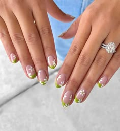 Classic Nail Designs, Broken Nails, Classy Acrylic Nails, Classic Nails, Cute Summer Nails, Trendy Nail Design, Flower Nail Art