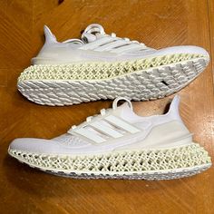 - Brand New Without Box - As Seen In Pictures - Men’s Size 8.5 - Hp7598 Adidas Shoes Men, Brown Leather Sneakers, Adidas Tennis Shoes, Adidas Shoes Mens, Uniqlo Bags, Vintage Chanel Handbags, Black Trainers, Adidas White, Adidas Ultra Boost