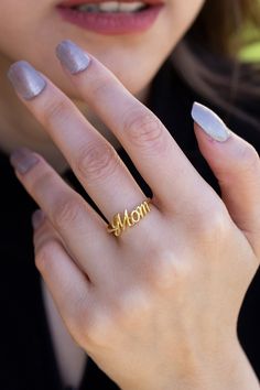 ❤️🔥 Mama Ring, Mother's Day Gift, Mama Jewelry, Gift for Mom, My Wife Text Ring, Valentine's Day Gift, Valentine's Day Ring ❤️🔥 ⭐️ Do you want an unforgettable gold gift for your grandchildren, nephews, girlfriend, spouse or people you care about? Then just choose the our necklace and ring that they will love, and we will design on the gift box in the best way for you and turn your necklace or ring into an eternal memory! Unforgettable Memories 🎁 Special Design Gift Boxes 🎄 High Quality Soli Customized Rings For Promise On Mother's Day, Customized Promise Rings For Mother's Day, Customizable Promise Ring Jewelry, Mama Jewelry, Mama Ring, Korean Jewellery, Mothers Day Rings, Mothers Ring, Minimalist Necklace Gold