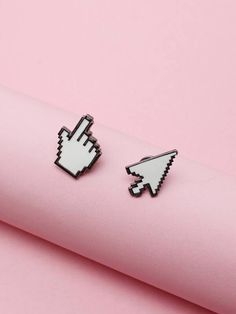 Weird Jewelry, Funky Earrings, Arrow Design, Cool Pins, Funky Jewelry, Pin Jewelry, Cute Pins, Fun Earrings, Pretty Jewellery