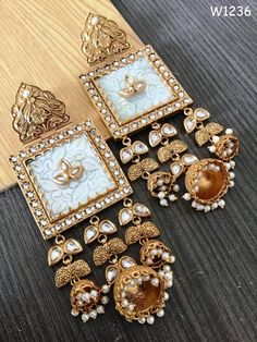 Festive Intricate Design Jhumkas, Wedding Festival Jhumkas, Traditional Festive Jhumkas With Motifs, Luxury Traditional Jhumkas For Rituals, Pakistani Jhumar Jewellery, Indian Jewelry Earrings, Fancy Jewelry Necklace, Jewelry Set Design