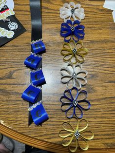 Hoco Garter, Cheer Homecoming, Hoco Mums, Mum Flower, Texas Homecoming Mums, Football Mums, Senior Things, Senior Crafts