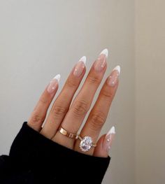 Bridal Nails Designs, Nagellack Trends, Graduation Nails, Wedding Nails For Bride, Pearl Nails, Bride Nails