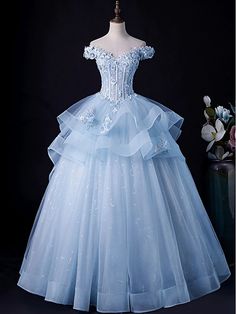 Ballgown Blue Prom Dress, Ball Gowns Bridesmaid Dresses, Light Blue Themed Wedding Dress, Ball Ground Dresses, Ballgrown Dress, Minimalist Dress Formal, Sweet 16 Dresses Blue, Blue Sweet 16, Formal Prom Dresses Long