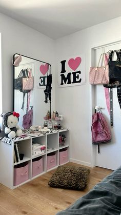 Cute Aesthetic Rooms, Dream Apartment Decor, Dekorasi Kamar Tidur, Room Redesign, Girly Room, Redecorate Bedroom, Cozy Room Decor, Aesthetic Rooms, Pretty Room