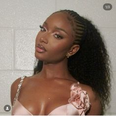 #blackgirl #blackgirlshairstyles Ayra Starr Makeup, Ayra Starr Hairstyles, Detroit Curls, Pink Makeup Black Women, Ayra Starr Braids, 90s Black Hairstyles, Prom Makeup Glam, Breast Growth, Ayra Starr