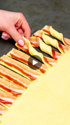 Appetizing Tv, G 5, Puff Pastry, Finger Foods, Christmas Food, Bacon, Pastry, Snack Recipes, Pasta