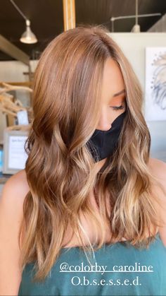 Caramel Ginger Balayage, Bronde Balayage With Copper, Reddish Brown Hair With Blonde Balayage, Reddish Bronde Haircolor, Strawberry Blond On Brunette, Light Auburn With Highlights, Brunette To Strawberry Blonde Balayage, Auburn Bronde Haircolor, Cooper Strawberry Blonde Hair