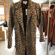 Cupcakes & Cashmere Coat (Maybe It’s A Pea Coat?) There’s Nothing Wrong. It Was Originally $175 But Selling It For $75! Size Small And There’s Nothing Wrong. Still Have Tags On It! Coming From A Smoke Free Home. No Animals Also! Cheetah Print Coat, Animal Magnetism, Animal Print Outfits, Leopard Print Coat, Cashmere Jacket, Maxi Coat, Cupcakes And Cashmere, Print Coat, Magnetism