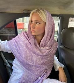 Head Covering Christian, Modest Outfits Christian, Aesthetic Modest Outfits, Christian Outfits Modesty, Christian Veils, Modest Christian Clothing, Christian Modesty, Christian Head Covering, Catholic Veil