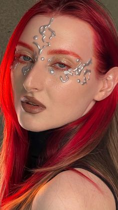 Hot Glue Makeup, Rave Eye Makeup, Sliver Makeup, Alien Makeup, Space Makeup, Going Out Makeup, Alt Makeup