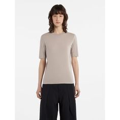 Frame Shirt SS Women's | Arc'teryx Relaxed Fit Merino Wool Tops For Work, Fitted Merino Wool Crew Neck Tops, Spring Wool Crew Neck Tops, Wool Crew Neck Top For Work, Thermal Comfort, Fibres Textiles, Form Design, Hip Length, Fitness Models