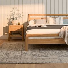 Dalsa Warm Oak Wood King sized Bed + Headboard | Article Miami Airbnb, Wooden Bedroom Furniture Sets, Mid Century Modern Bedroom Furniture, Modern Bedroom Furniture Sets, Mid Century Bed, White Room Decor, Contemporary Living Room Furniture, Modern Dining Tables, Mid Century Modern Bedroom