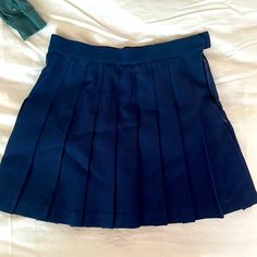 Wesleyny Navy Blue Pleated Skirt, High Waisted, Never Worn School Uniform Pleated Mini Skirt, Pleated Skirt For School Uniform, School Uniform Mini Pleated Skirt, High Waist Pleated Preppy Skirt, Fitted Navy Pleated Mini Skirt, Preppy High-waisted Pleated Skirt, School Flared Pleated Skirt, School Flared Skirt With Lining, School Uniform Style Pleated Mini Skirt