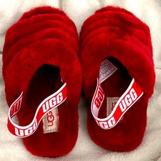 Ugg Toddler Fluff Yeah Slide. Red. Size 13. New With Box. Never Worn. Ugg House Shoes, Ugg Scuffette Slippers, Black Ugg Slippers, Ugg Coquette Slippers, Girl Uggs, Fluff Yeah Slide, Ugg Fluff Yeah, Ugg Scuffette, Brown Slippers