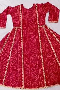 Latest Frok Designs For Women, Pakistani Girls Dresses, Dress Stitching Ideas, Home Made Dress, Law Outfits, Dress Stitching, Colorful Hairstyles, Fashion Show Dresses