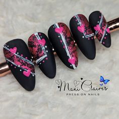 valentines nail design Nails Spidergel, Nails 2025, Nail Art Courses, Valentines Nail, Vday Nails, Wow Nails, Fancy Nails Designs, Nail Designs Valentines