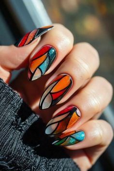 Letters Nail Art, Nails Inspiration Holiday, Green And Red Nail Art, Stained Glass Manicure, Glass Stained Nails, Bold Nails Designs, Stained Glass Nail Art Tutorial, Stained Glass Nail Art Design, Stained Glass Nails Designs