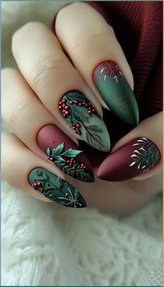 Looking for chic nails for graduation? You'll love these graduation nails ideas for 2024, whether you want simple and classy or bold and fun! Octoberfest Nails, Pine Tree Nails, Nail Art Inspiration Creative, Winter Inspired Nails, Folklore Nails, Party Nails Designs, Christmas Naildesign, Christmas Nails Inspiration, Mint Green Nails