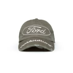 #Outfit #Style #Styleideas #guygiftideas #mengiftifeas #fashionman #trendy #summerstyle #summer #hat Ford Hat, Samba Gazelle, Culture Logo, Y2k Outfits Street Styles, Cold Culture, Apparel Design Inspiration, Minimalist Fashion Men, Fancy Fits, Ford Logo