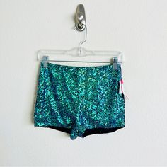 Nwt Charlotte Russe High Rise Mermaid Green Sequin Shorts Size M Zips In Back I Have A Sequin Star Top That Would Pair Perfectly With These Shorts In My Closet! Rave Festival Edm Night Life Party Club Sequin Flip 2010s R-29 Fitted Shorts For Beach Season, Green Stretch Sequined Bottoms, Green Sequined Stretch Bottoms, Summer Sequined Green Bottoms, Green Sequined Summer Bottoms, Summer Green Sequined Bottoms, High Waist Fitted Shorts For Beach Season, Fitted High Waist Shorts For Beach Season, Green Sequined Bottoms For Night Out