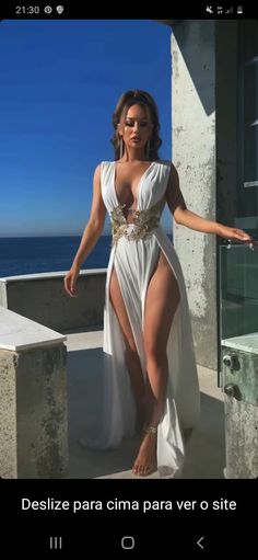 Modern Goddess Outfit, Aphrodite Costume Goddesses, Greece Goddess Costume, Greek Outfit Ideas Goddesses, Egyptian Outfits Women, Greek Goddess Fashion, Aphrodite Goddess Costume, Greek Godesses Costume, Greek Dress Goddesses