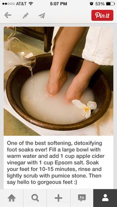 Acrylic Nails Natural, Foot Soaks, Foot Soak, Pumice Stone, Epsom Salt, Beauty Recipe, Homemade Beauty Products