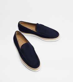 Raffia Weaving, Tods Shoes Mens, Shoe Ideas, Tods Shoes, Men's Casual Style, Walk This Way, Flat Espadrille, Blue Shoes, Men's Casual