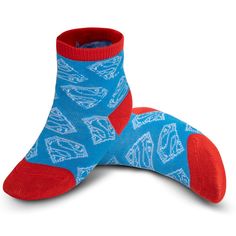 These Baby Socks for Boys Sizes 0-24 months are soft and cozy, perfect for tiny feet with delicate skin. With a medium thickness, they’re perfect for year-round wear & make a great gift for Newborns & Baby Boys. Comfortable Blue Socks For Playtime, Batman Superman, Batman And Superman, Newborn Baby Gifts, Baby Socks, Baby Boy Newborn, Justice League, Superman