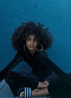 Imaan Hammam, Shooting Studio, Pelo Afro, Vogue Us, Afro Hairstyles, Big Hair, Gq, Curly Hair, Fashion Models