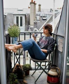 Jeanne Damas Style, Parisienne Chic, Parisian Chic Style, Jeanne Damas, French Girl Style, Easy Style, French Girls, Elle Magazine, Estilo Chic