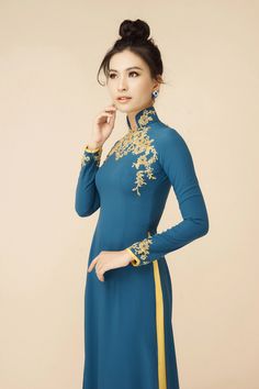 Elegant blue ao dai with gold beading – LAHAVA Modern Ao Dai, Garment Cover, Modern Couple, Mothers Dresses, Origami Crafts, Lace Applique, Blue Lace, Gold Beads, Crafts Diy